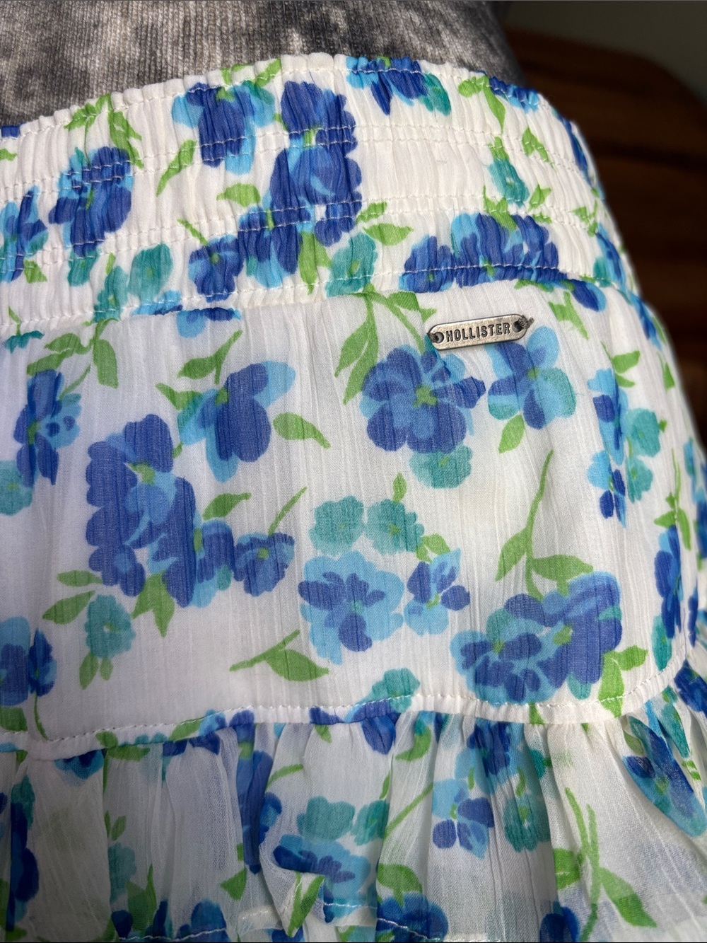 Hollister Blue & White Mini Skirt with Blue Floral Ruffles - Picture 3 of 11